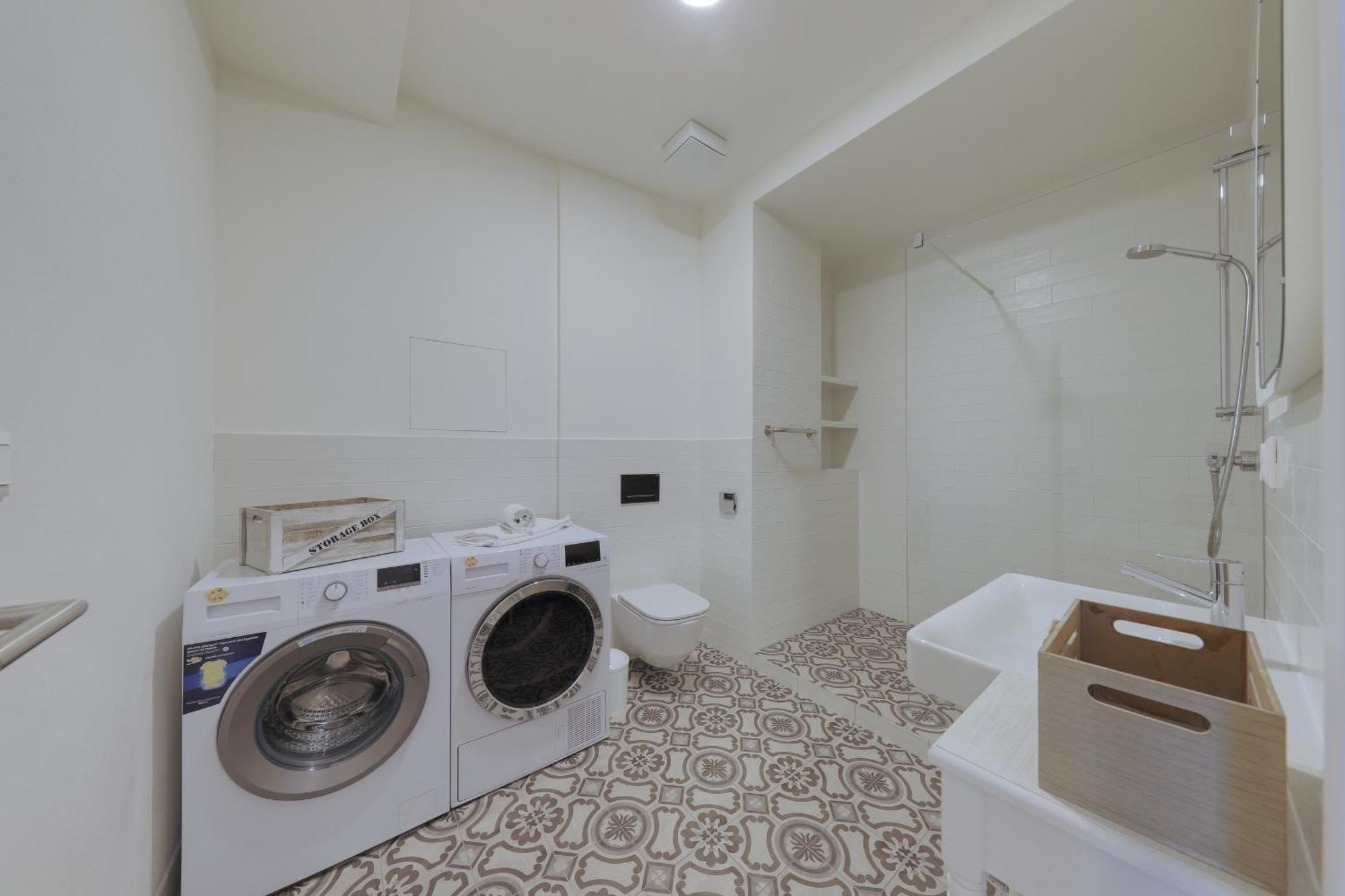 Shone Apartment Old Town 2 Bedroom 브라티슬라바 외부 사진