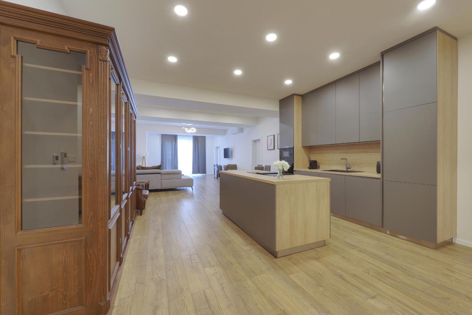 Shone Apartment Old Town 2 Bedroom 브라티슬라바 외부 사진